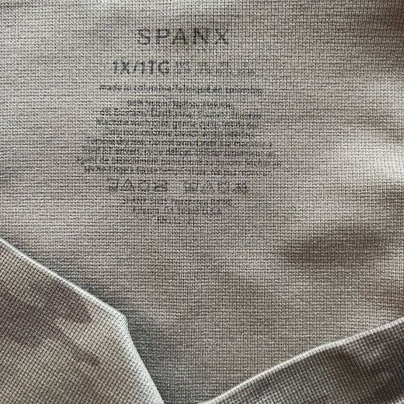 Spanx Green Desert Camo 'Look at Me Now' Seamless Cropped Leggings 1X Plus Size - Picture 4 of 6